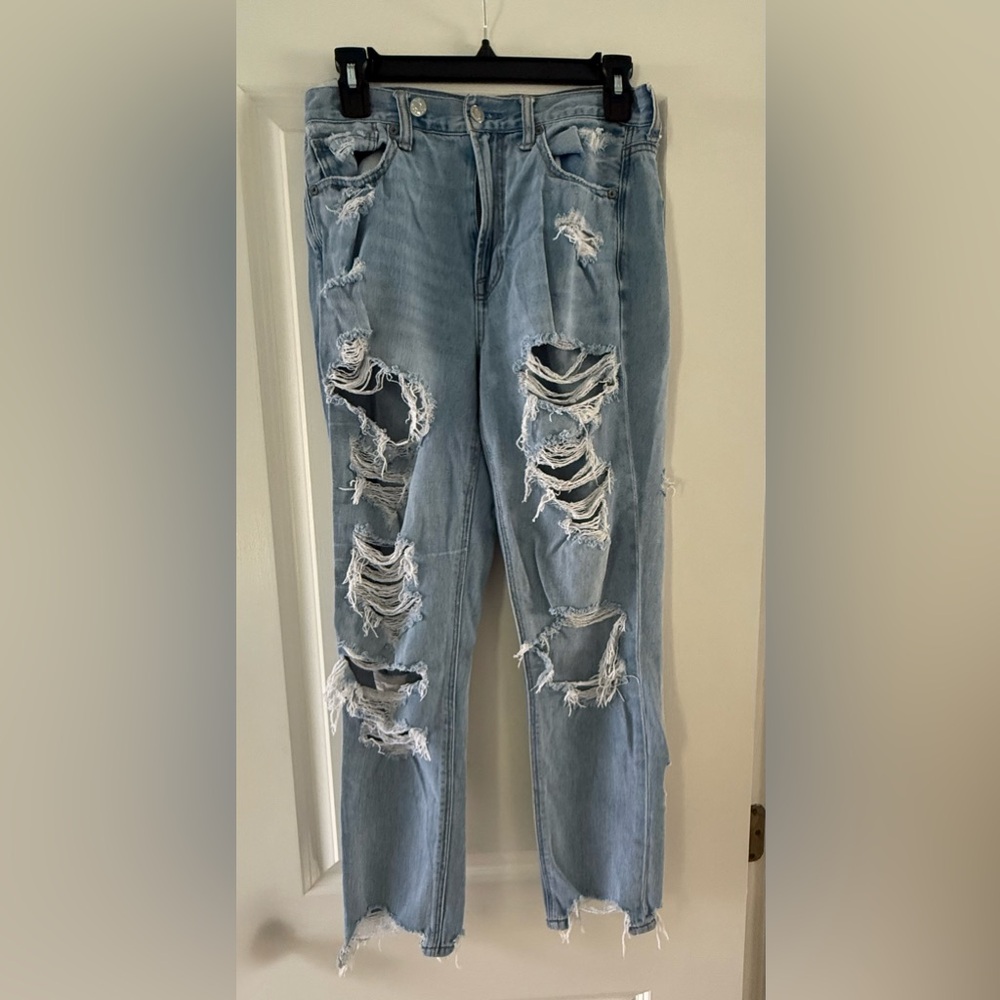 American Eagle Distressed/ripped  Light Blue Women's Jeans